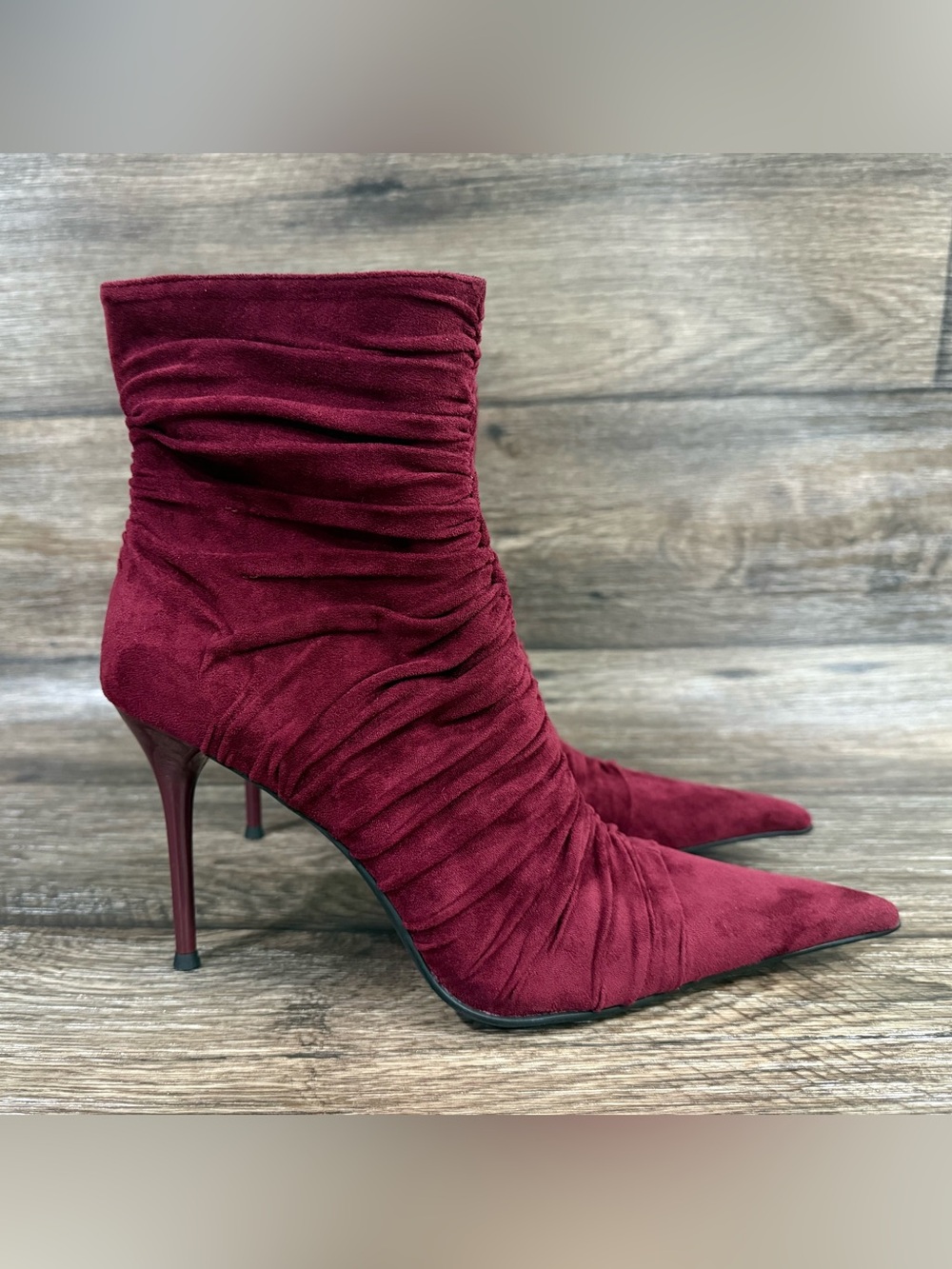NWOB Jeffrey Campbell Let's Go Pointed Toe Bootie SZ 8 M in WINE SUEDE - Picture 6 of 12